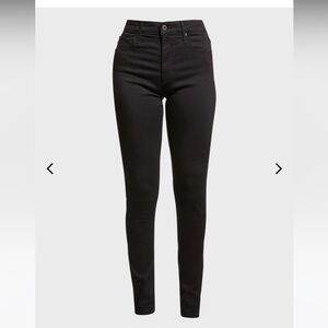 AG Contour 360 Black Jeans
